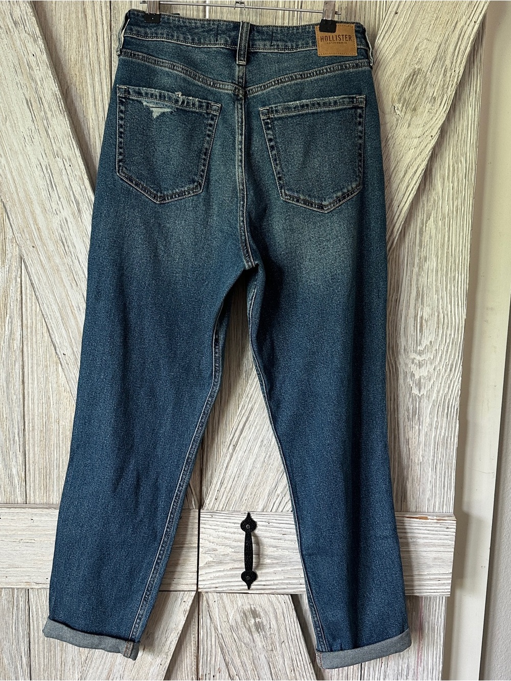 NWT Hollister Curvy Ultra High Rise Mom Jean Sz 28R - Picture 7 of 8